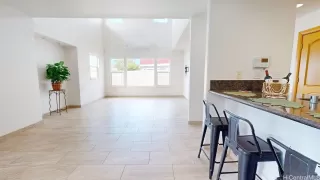 Photo #3: 202428315 Listing