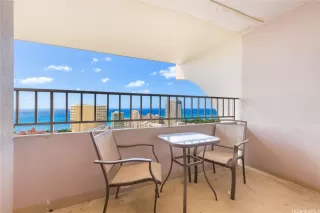 Photo #3: 202428390 Listing