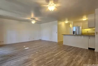 Photo #4: 202428411 Listing 