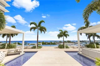 Photo #2: 202428902 Listing 