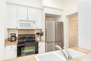 Photo #5: 202501070 Listing 