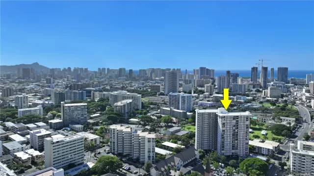 MLS: 202501222 Condo For Sale