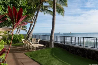 Browse active condo listings in 2987 KALAKAUA