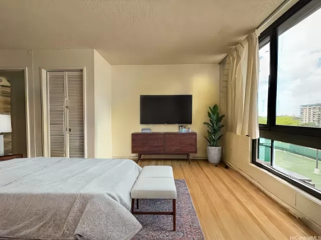 MLS: 202501307 Condo For Sale