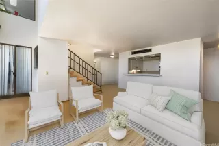 Photo #4: 202501357 Listing 