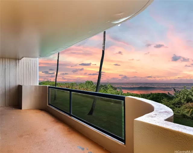 MLS: 202501543 Condo For Sale