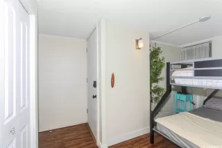 Photo #6: 202501665 Listing 