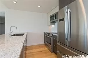 Photo #3: 202501668 Listing 