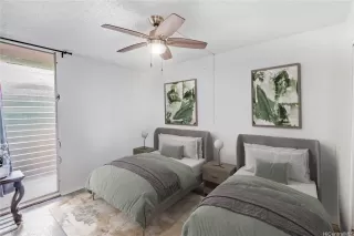 Photo #5: 202501952 Listing 