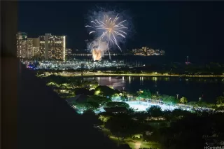 Photo #5: 202501994 Listing 