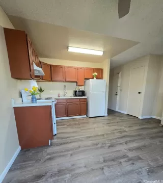 Photo #2: 202502011 Listing 