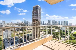 More Details about MLS # 202502102 : 1314 VICTORIA STREET 1602