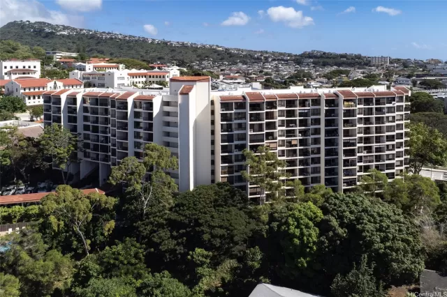 MLS: 202502116 Condo For Sale