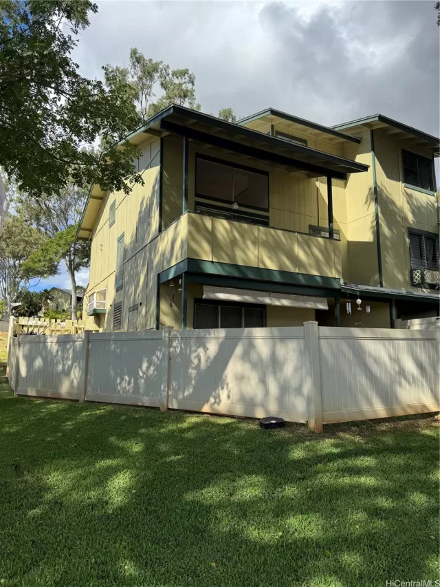 MLS: 202502281 Condo For Sale