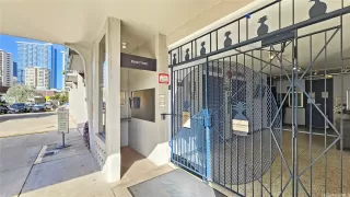 Photo #5: 202502332 Listing 