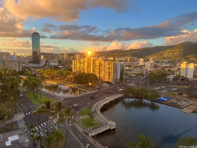 MLS: 202502518 Condo For Sale