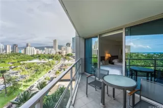 Photo #5: 202502587 Listing 