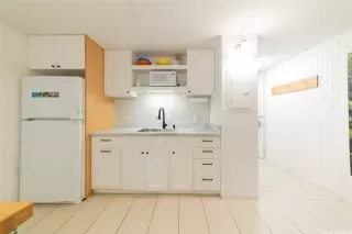 Photo #4: 202502687 Listing