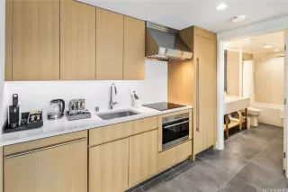 Photo #4: 202502982 Listing 