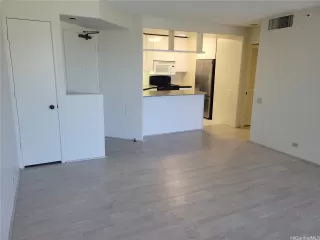 Photo #5: 202503039 Listing 