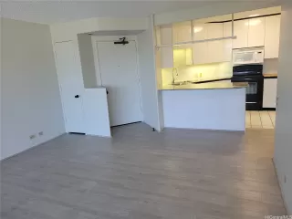 Photo #6: 202503039 Listing 