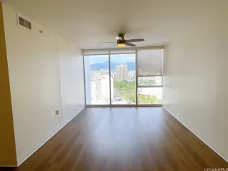 Photo #4: 202503083 Listing 