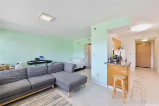 Photo #4: 202503221 Listing