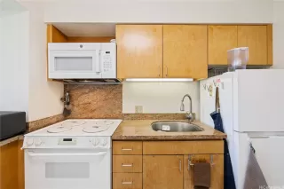 Photo #6: 202503221 Listing