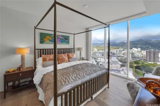 Photo #4: 202504680 Listing