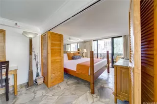 Photo #2: 202504725 Listing 