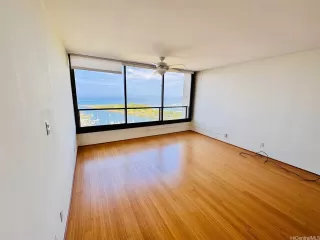 Photo #6: 202504854 Listing 