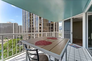 Photo #4: 202504908 Listing 