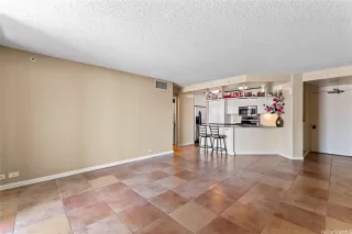 Photo #5: 202504908 Listing 