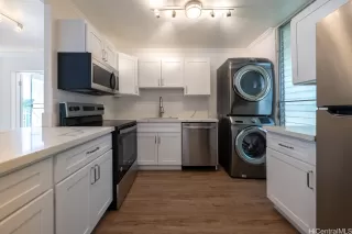 Photo #4: 202504928 Listing 