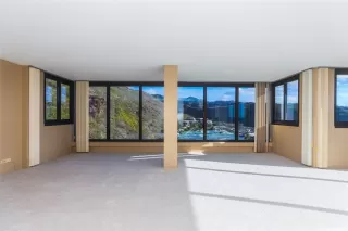 Photo #3: 202504974 Listing