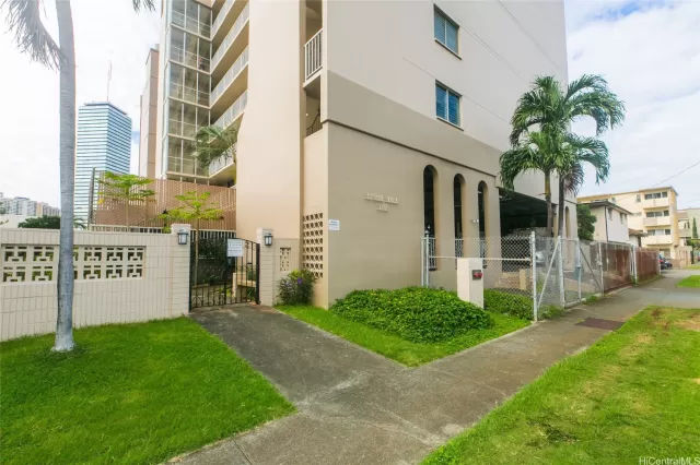 MLS: 202505074 Condo For Sale