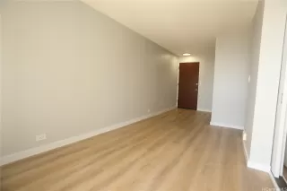 Photo #3: 202505184 Listing