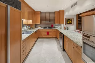 Photo #3: 202505205 Listing