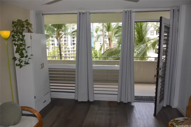 MLS: 202505341 Condo For Sale