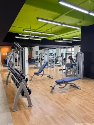 Photo #6: 202505438 Listing 