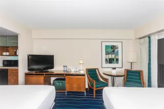 Photo #4: 202505451 Listing 