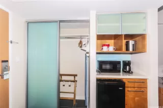 Photo #6: 202505451 Listing 