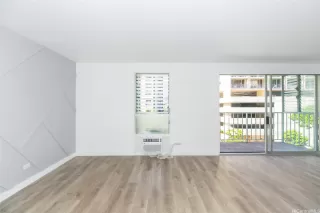 Photo #6: 202505606 Listing 