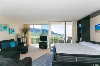 Photo #5: 202505626 Listing 