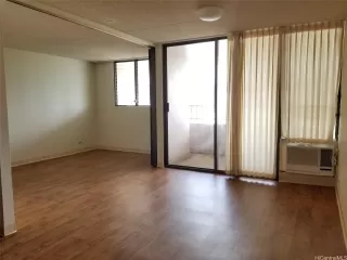 Photo #4: 202505707 Listing 