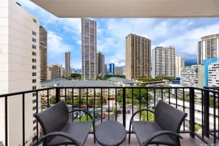 Photo #4: 202505822 Listing 