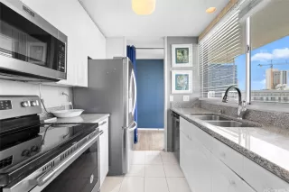 Photo #5: 202505994 Listing 