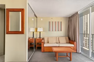 Photo #3: 202506029 Listing 