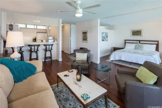 Photo #5: 202506033 Listing 