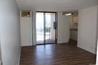 Photo #3: 202506036 Listing